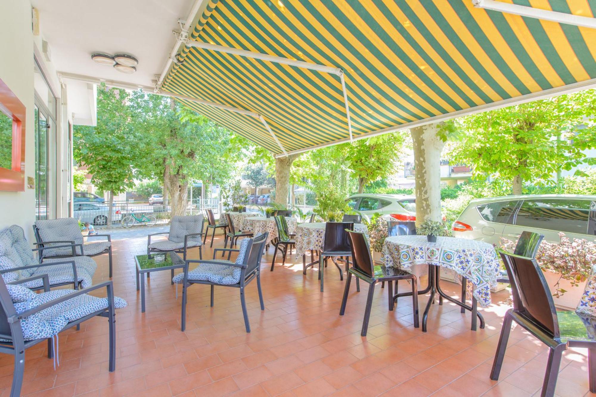 Hotel Avana Mare Ρίμινι Εξωτερικό φωτογραφία